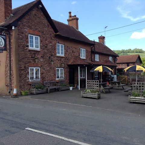 the-three-horseshoes-thumbnail